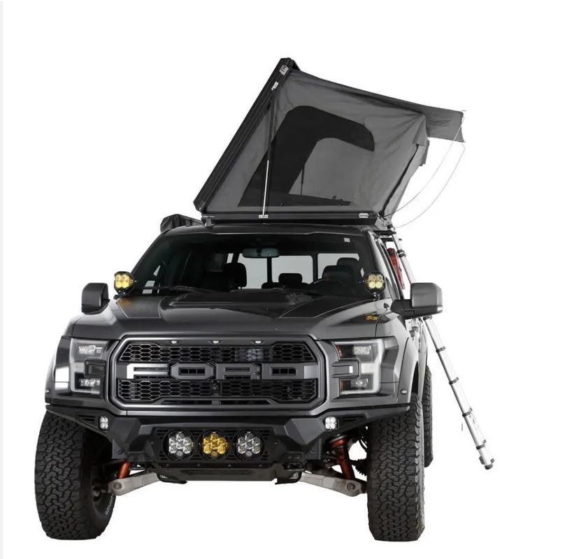 Four season Spacious Hard Shell Rooftop Tent With Side Quick Automatic Opening